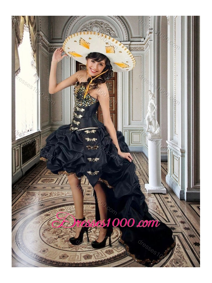 2016 Designer Taffeta Beaded and Applique Black Sweet 16 Dress with Brush Train