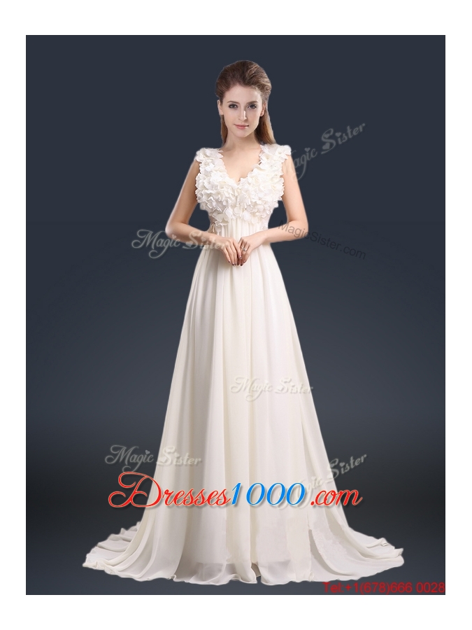 Pretty V Neck Empire Prom Dresses with Appliques