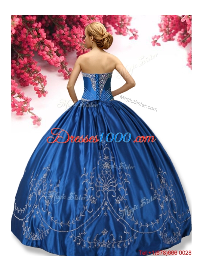 Classical Wine Red Taffeta Sweet 16 Dress with Embroidery