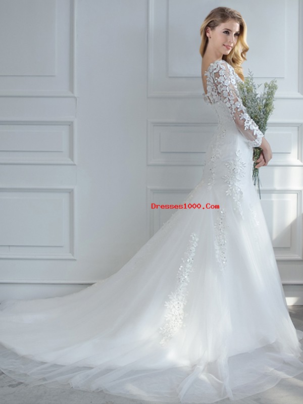 Glorious Lace Up Bridal Gown White for Wedding Party with Lace Court Train