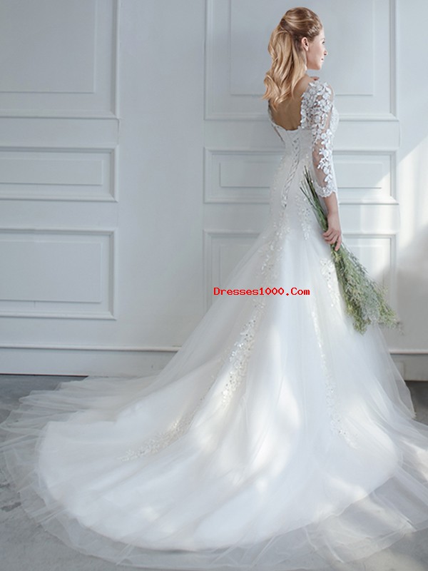 Glorious Lace Up Bridal Gown White for Wedding Party with Lace Court Train