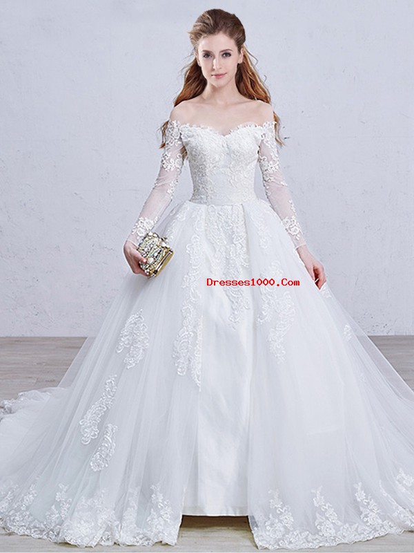 White Ball Gowns Lace and Appliques Wedding Dresses Zipper Tulle Long Sleeves