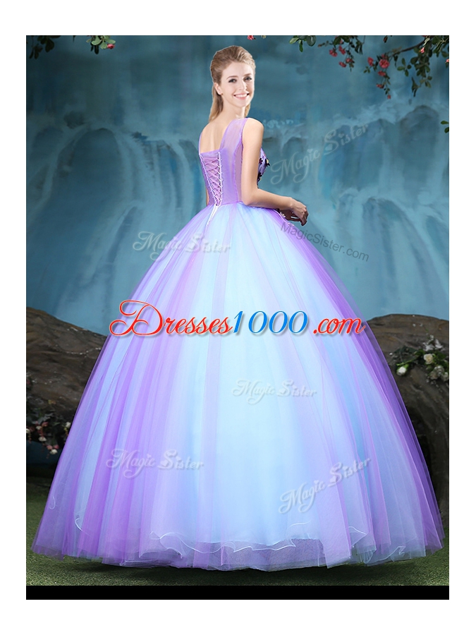 Custom Designed V-neck Sleeveless Tulle Ball Gown Prom Dress Appliques Lace Up