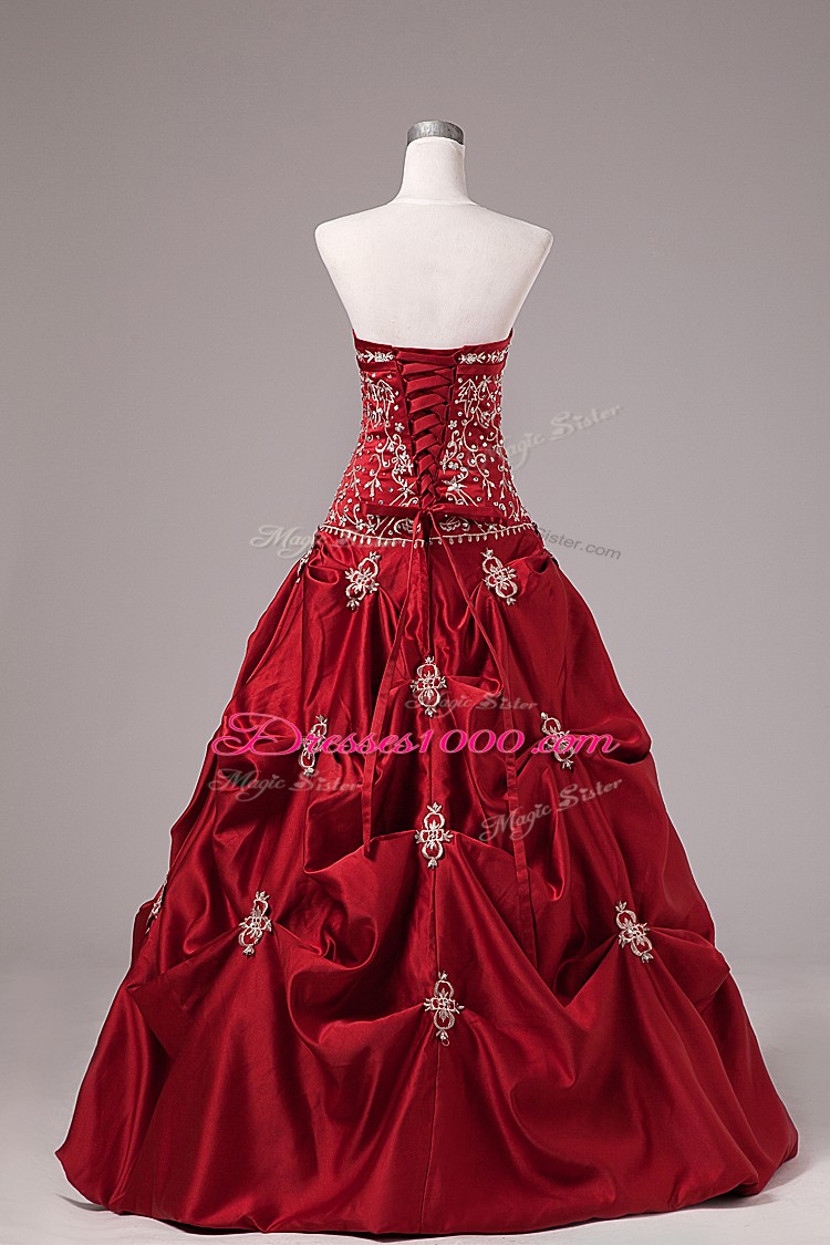 Inexpensive Ball Gowns Quinceanera Dresses Wine Red Strapless Taffeta Sleeveless Floor Length Lace Up