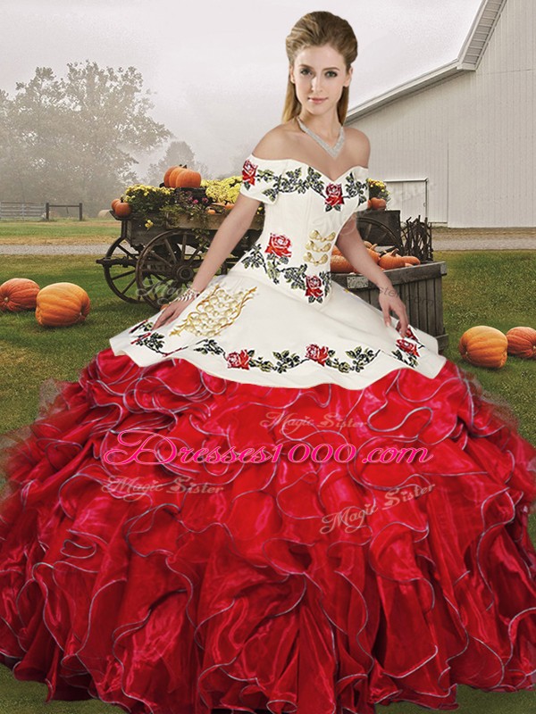 White And Red Ball Gowns Organza Off The Shoulder Sleeveless Embroidery and Ruffles Floor Length Lace Up Ball Gown Prom Dress