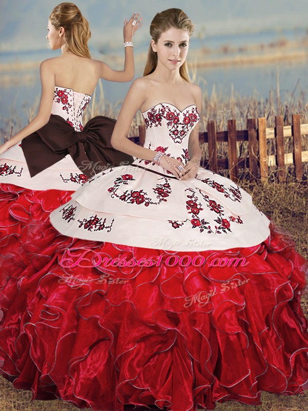 White And Red Sleeveless Embroidery and Ruffles and Bowknot Floor Length Vestidos de Quinceanera