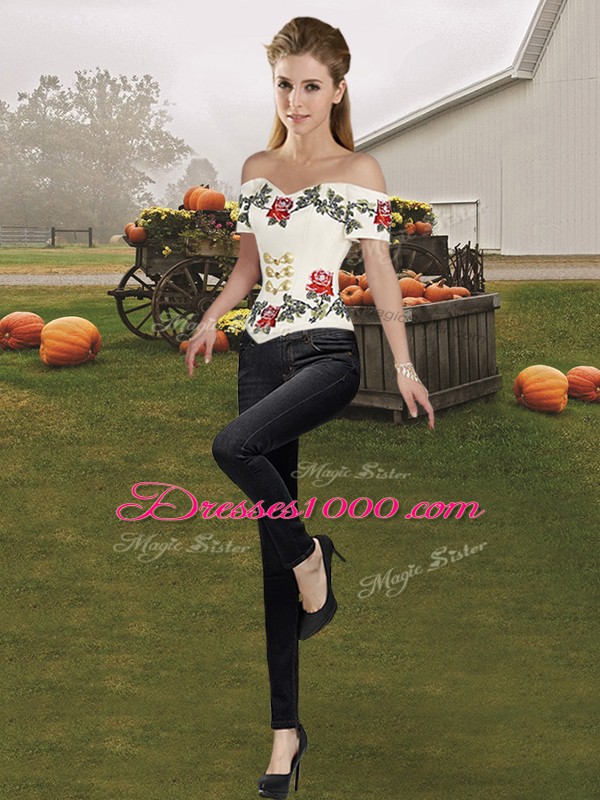 White And Red Off The Shoulder Lace Up Embroidery and Ruffles Sweet 16 Dress Sleeveless