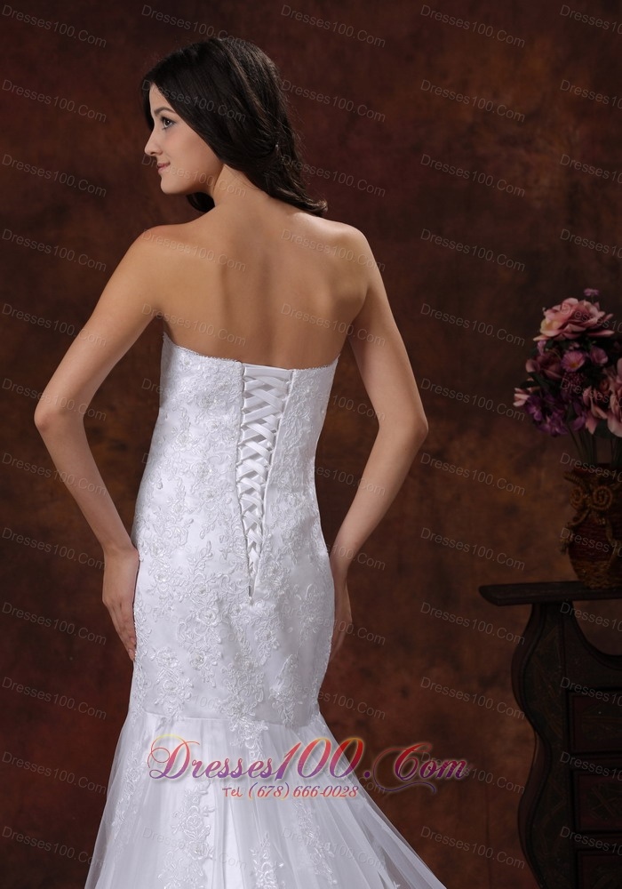 Spring Lace Mermaid Brush Train Sweetheart Bridal Gown