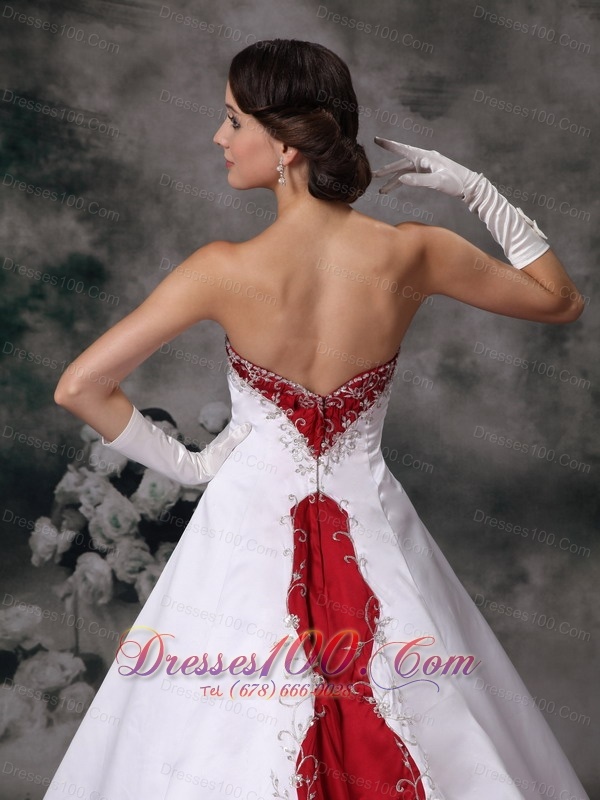 Wine Red Appliques Court Train Golden wedding Dress