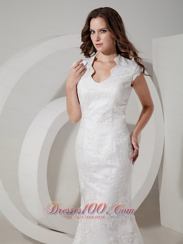 Mermaid V-neck lace Golden Wedding Dress Brush Train