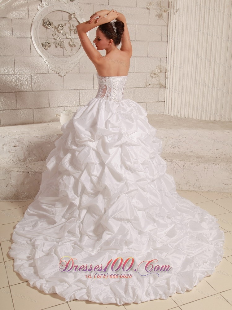 Sweetheart Ball Gown Wedding Dress pick-ups Court Train