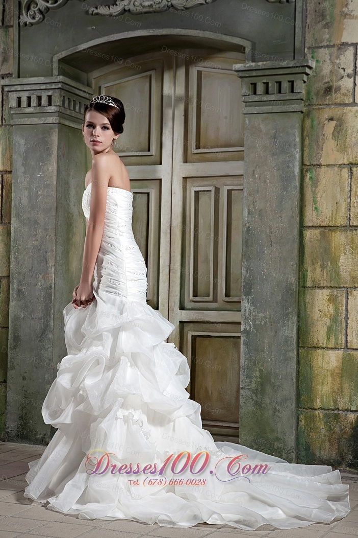 Sweetheart Ruched Layered Chapel Train Wedding Gown