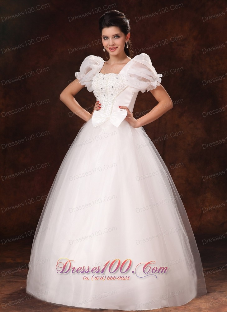 Bubble Sleeve Square Neck A-line Bowknot Wedding Gown