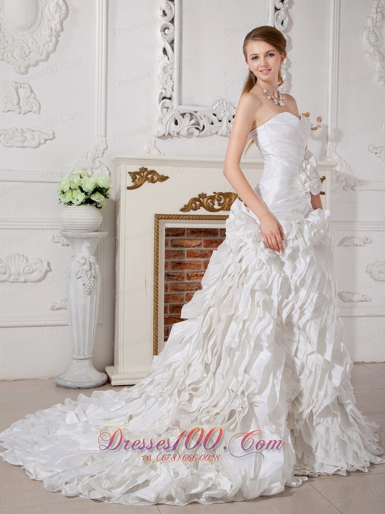 Wedding Dress Sweetheart Rolling Flower Brush Train