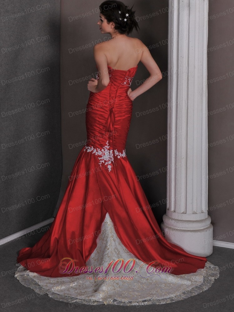 Red Mermaid Wedding Gown Sweetheart Appliques Brush Train