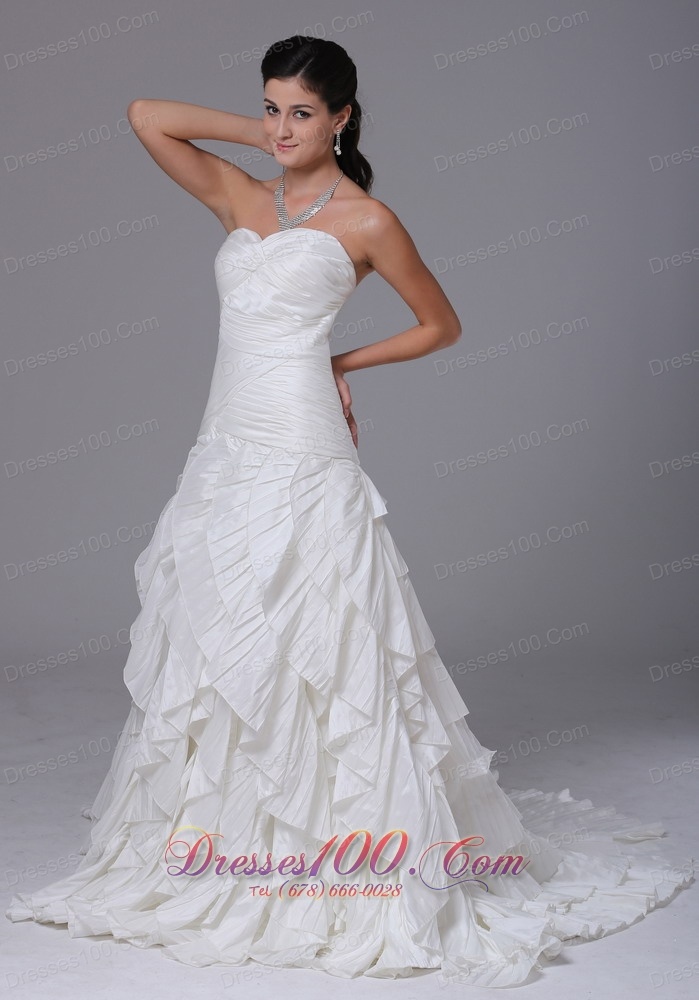Sweetheart Wedding Gown Ruffles Brush Train