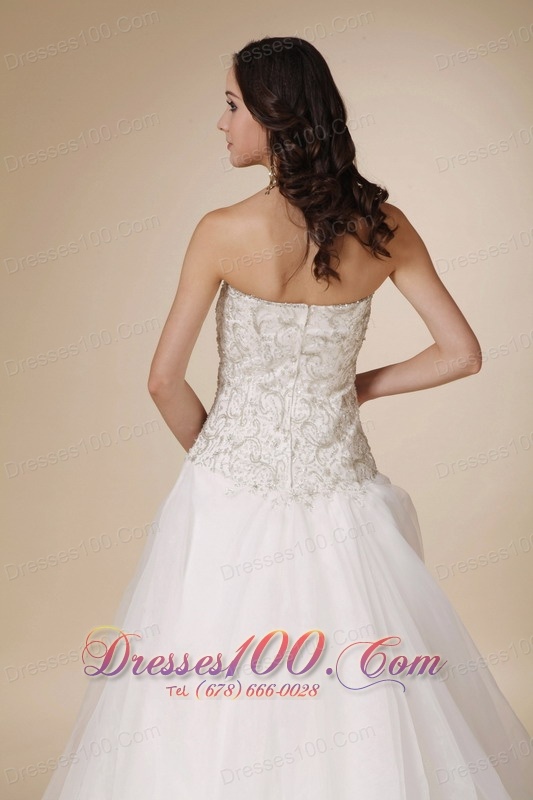 Wedding Gown Sweetheart Court Train Taffeta and Tulle Beading