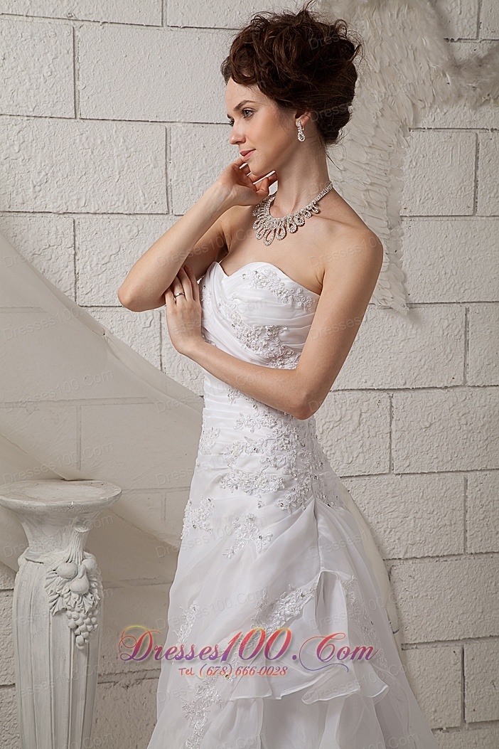 Exquisite Sweetheart Wedding Dress Ruched