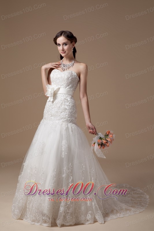 Attractive Beaded Wedding Dress Lace Sweetheart