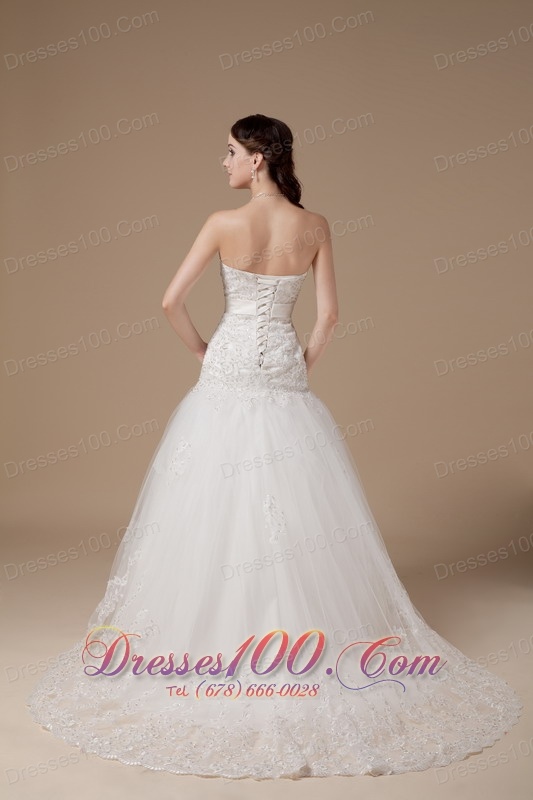 Attractive Beaded Wedding Dress Lace Sweetheart