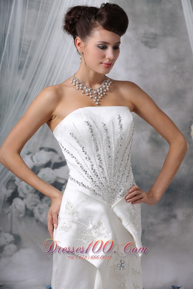 Qualified Satin Mermaid Strapless Beaded Wedding Dress