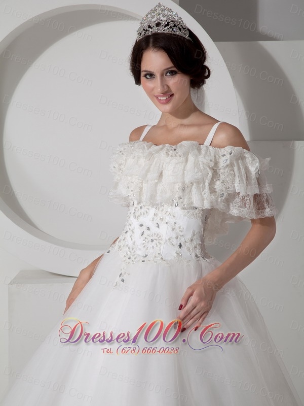 Beautiful A-line Straps Wedding Dress Tulle Appliques