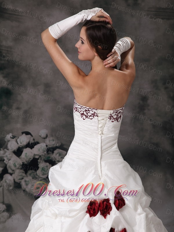 Sweetheart Bridal Dresses Taffeta Embroidery