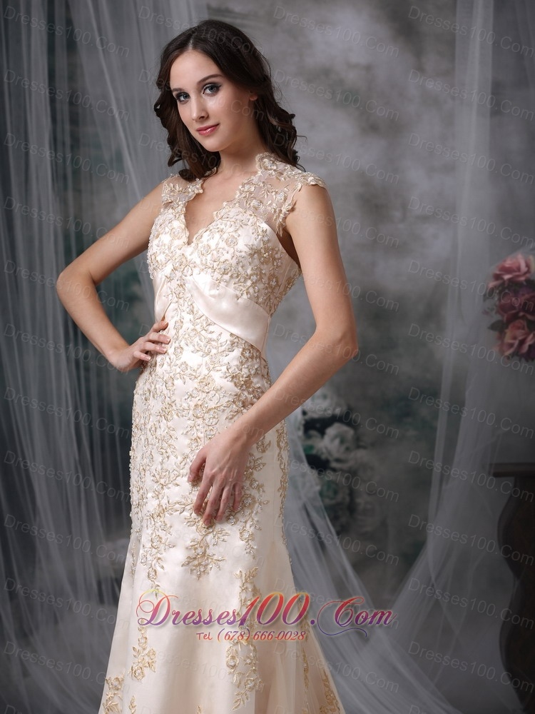 Gorgeous Mermaid V-neck Satin Lace Bridal Dresses