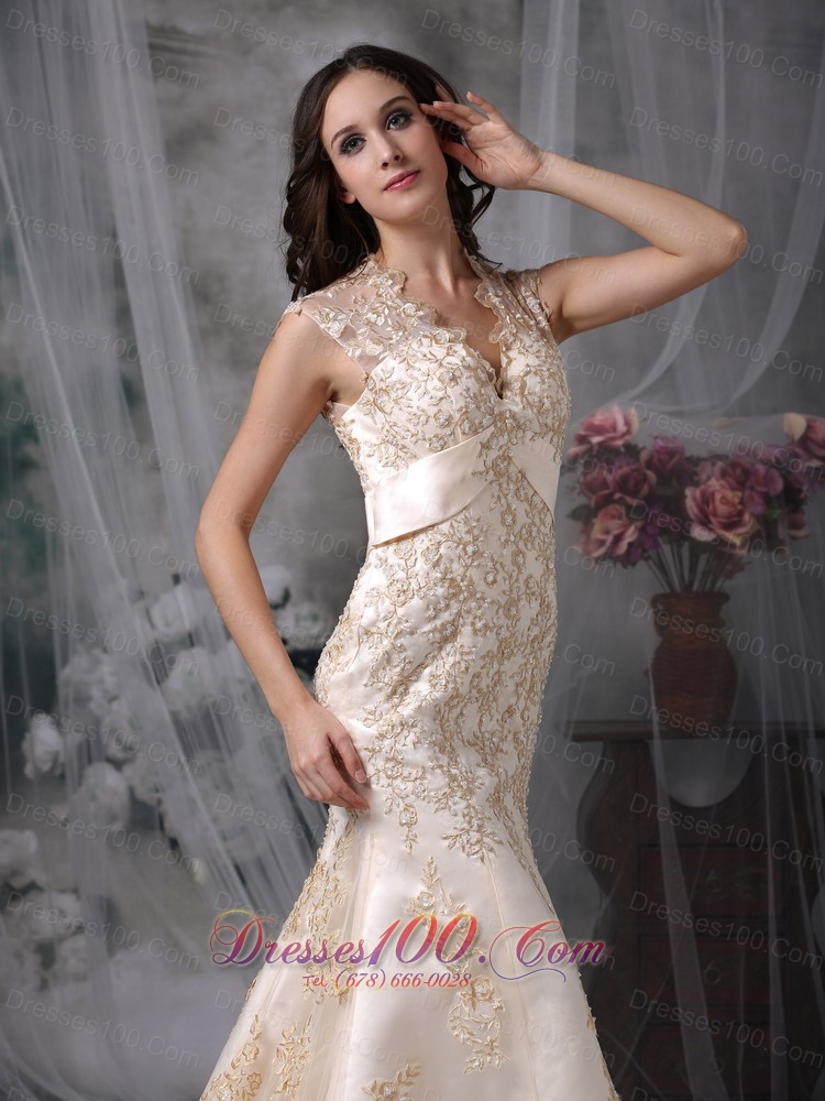 Gorgeous Mermaid V-neck Satin Lace Bridal Dresses