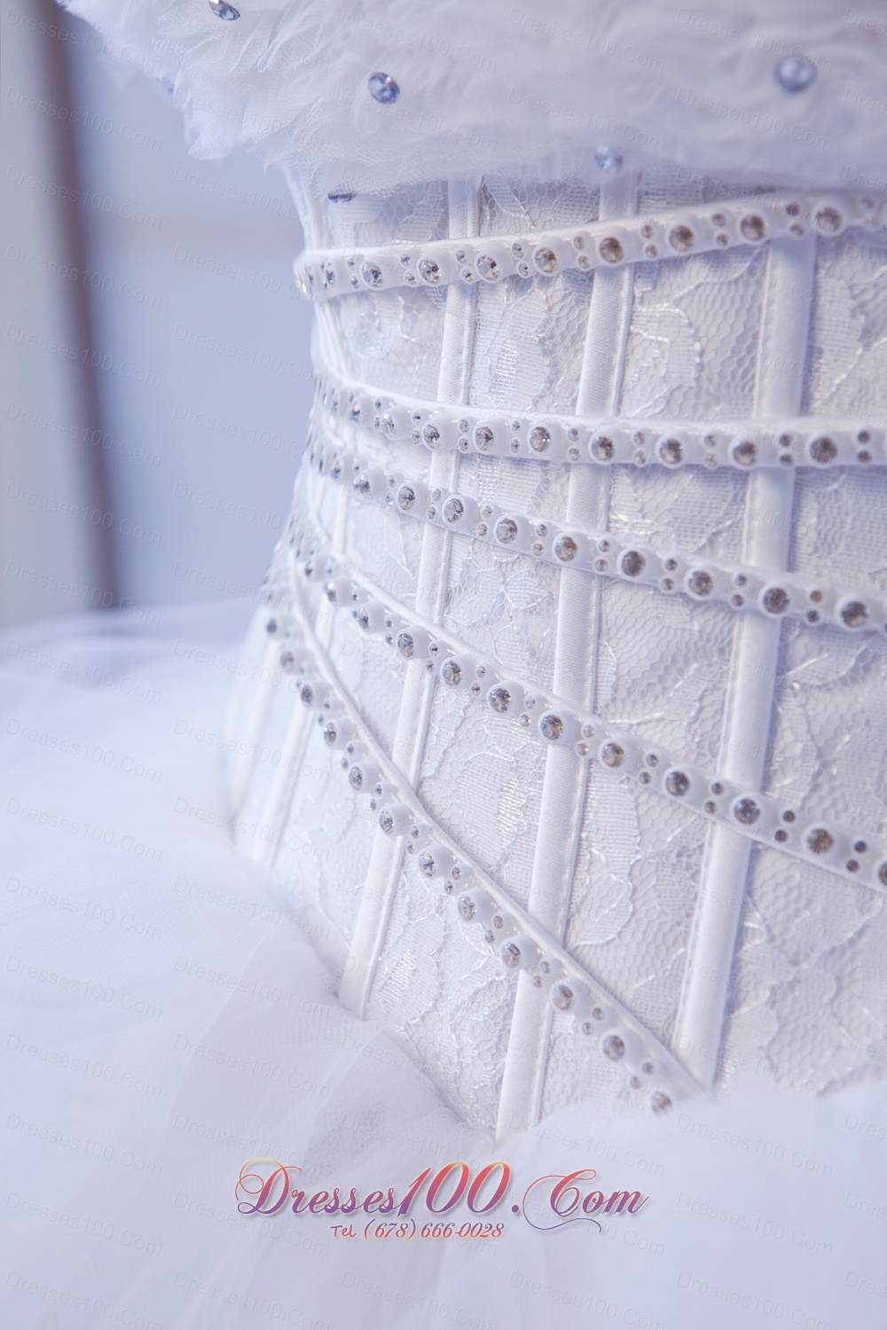 Extravagant Strapless Tulle Layers Beading Wedding Dress