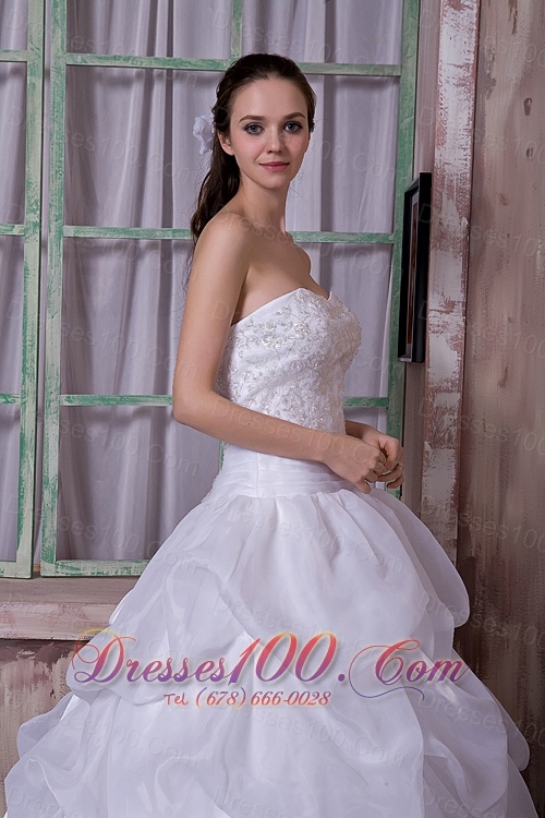 Elegant Strapless Wedding Dress Taffeta and Organza