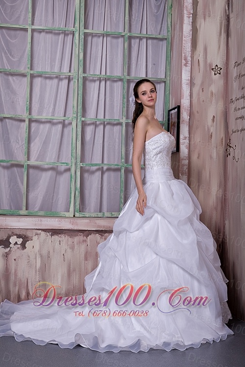 Elegant Strapless Wedding Dress Taffeta and Organza