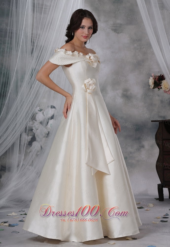 Off The Shoulder Hand Made Flower Wedding Dress