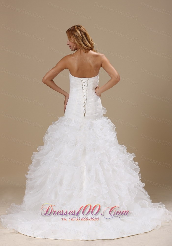 Exquisite Ruffles Decorate Bodice Organza Wedding Dress