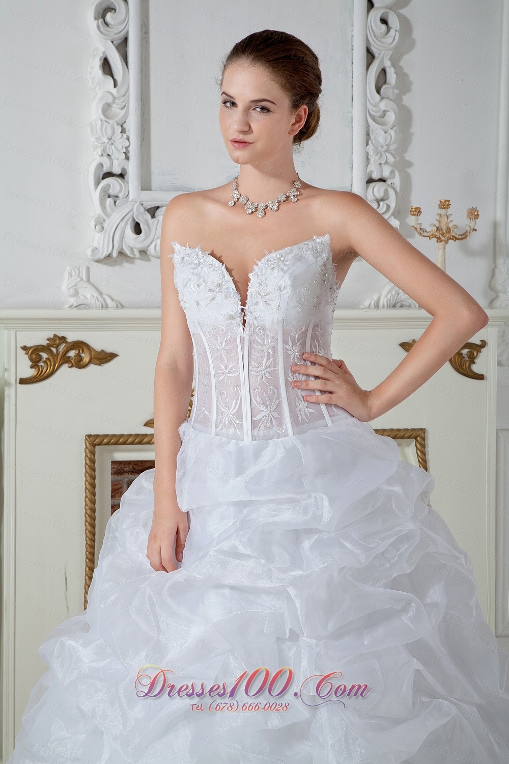 Sweetheart Embroidery Organza Bridal Dress