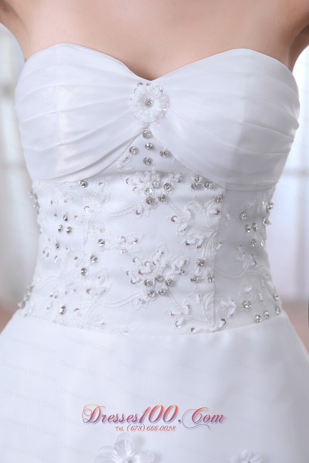 Pretty Beading Wedding Gown Brush Train Organza