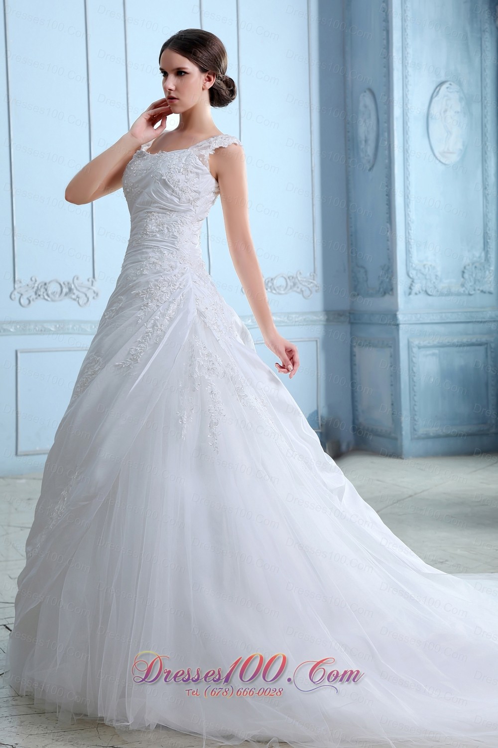 Bridal Dresses Appliques Square Tulle For Customers