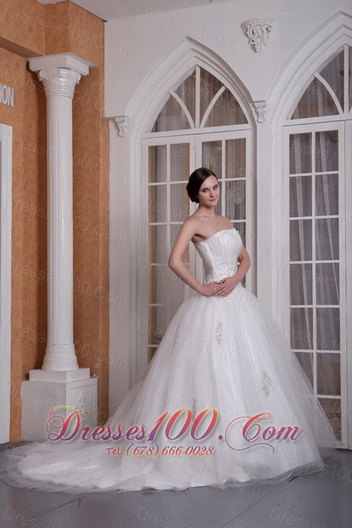 Strapless Appliques A-line Chapel Train Bridal Gown