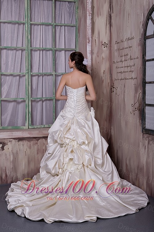 Taffeta And Lace Strapless Wedding Bridal Gown Chapel Train