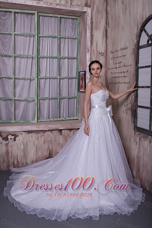 Sweetheart Taffeta And Organza Bridal Gown Handle Flower