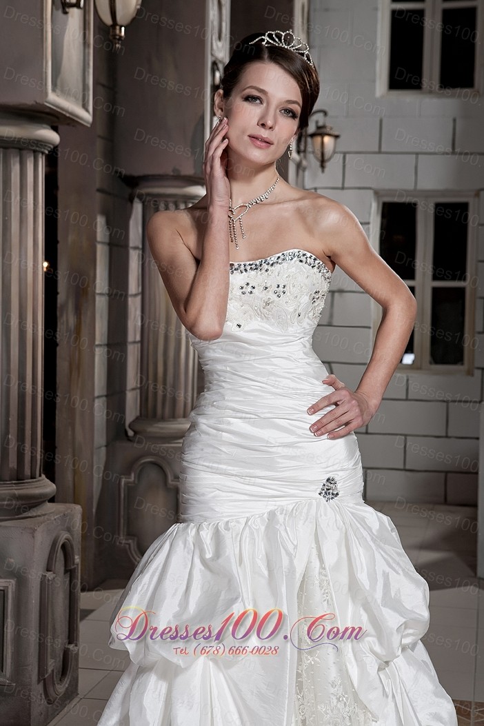Taffeta Chapel Train Strapless Beading Wedding Dress