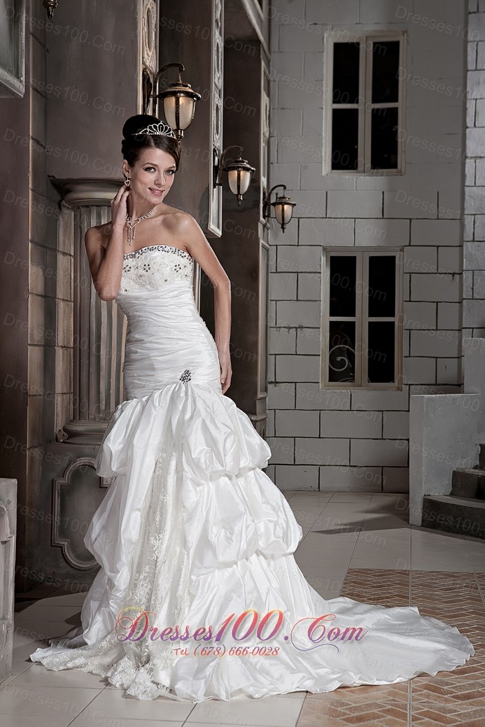 Taffeta Chapel Train Strapless Beading Wedding Dress