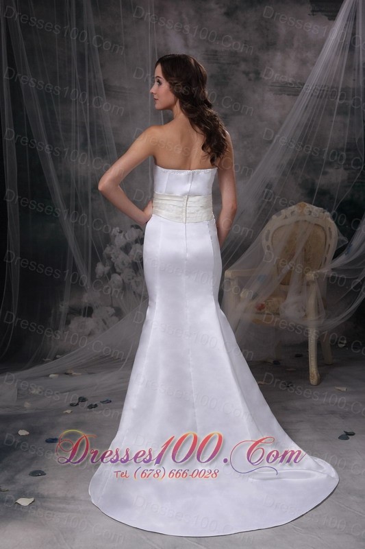 Strapless Mermaid Satin Belt Bridal Dress With Brush Train