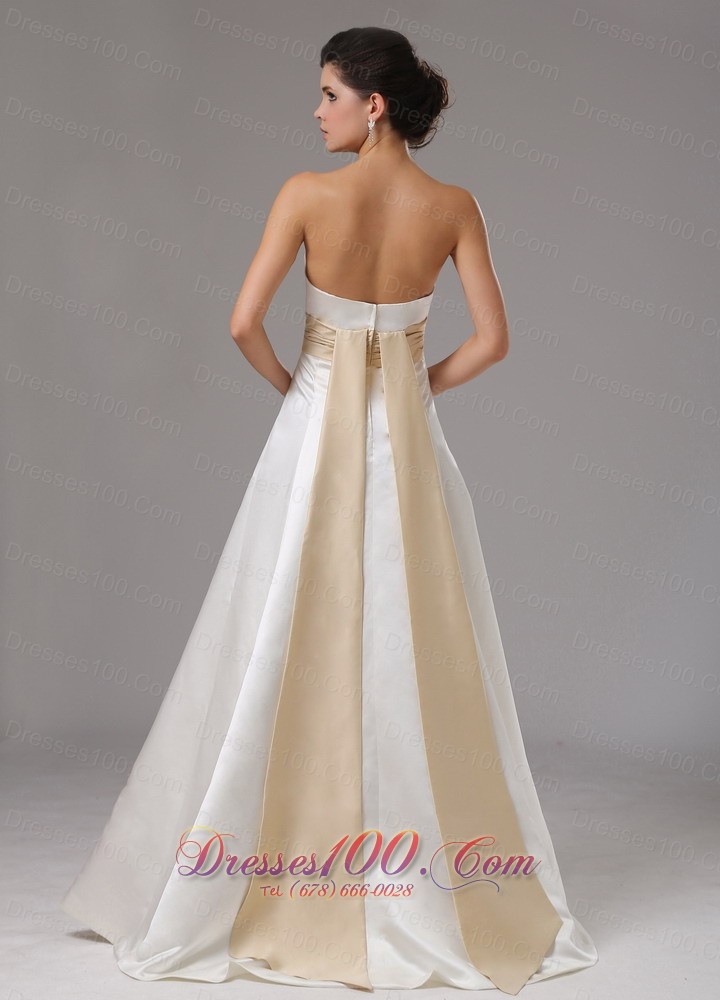 Modest Strapless Floor-length Bridal Wedding Dress With Sash