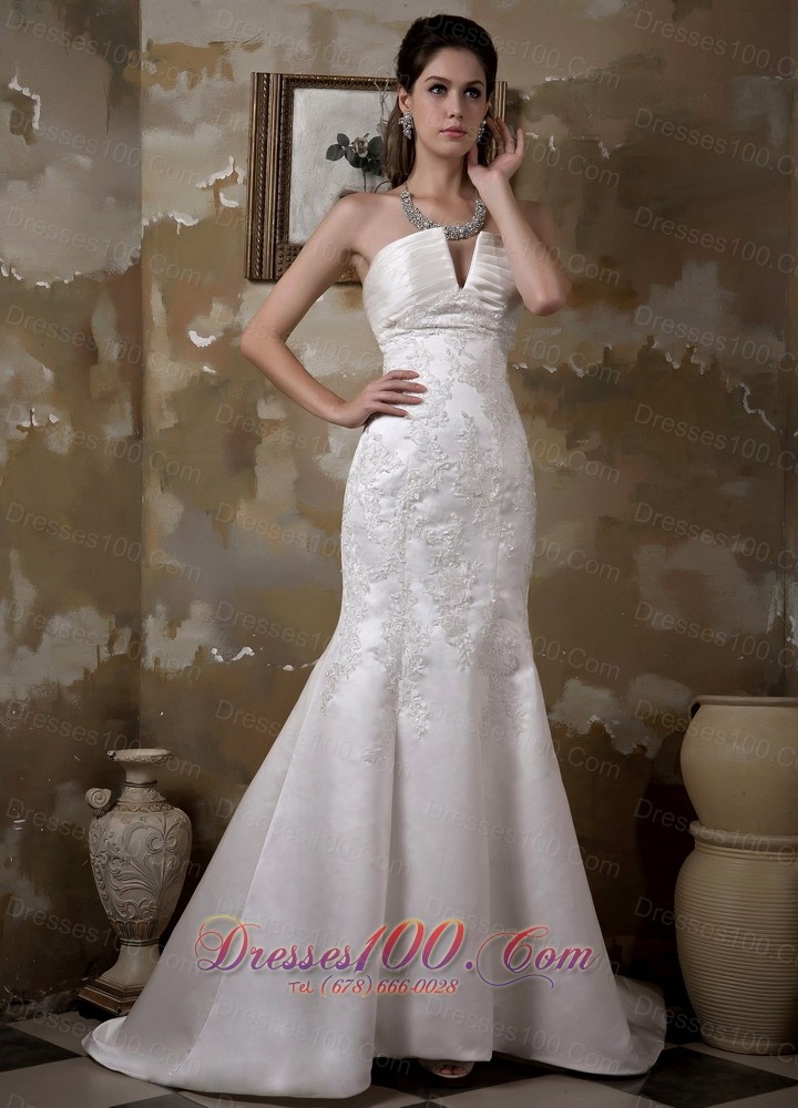 Strapless Mermaid Satin Bridal Gown With Court Train Appliques