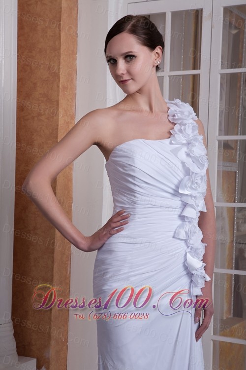 One Shoulder Brush Train Wedding Dress Chiffon Hand Made Flower