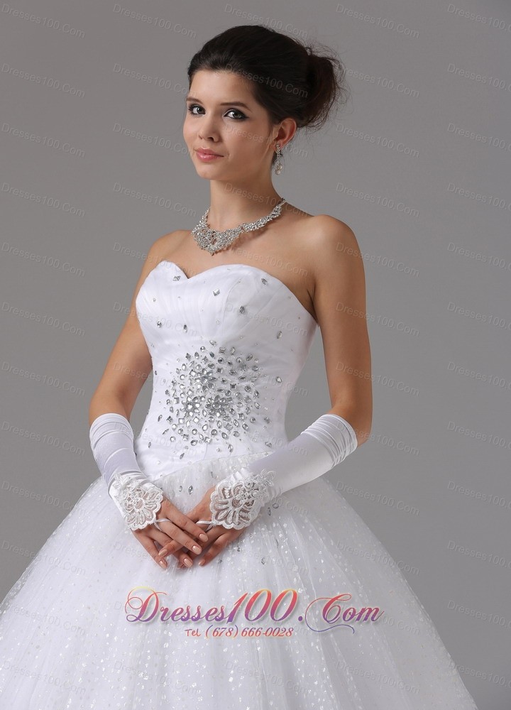 Beaded Sweetheart Tulle Floor-length Ball Gown Wedding Dress