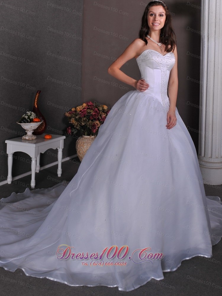 Sweetheart Ball Gown Wedding Dress Beading Satin and Organza