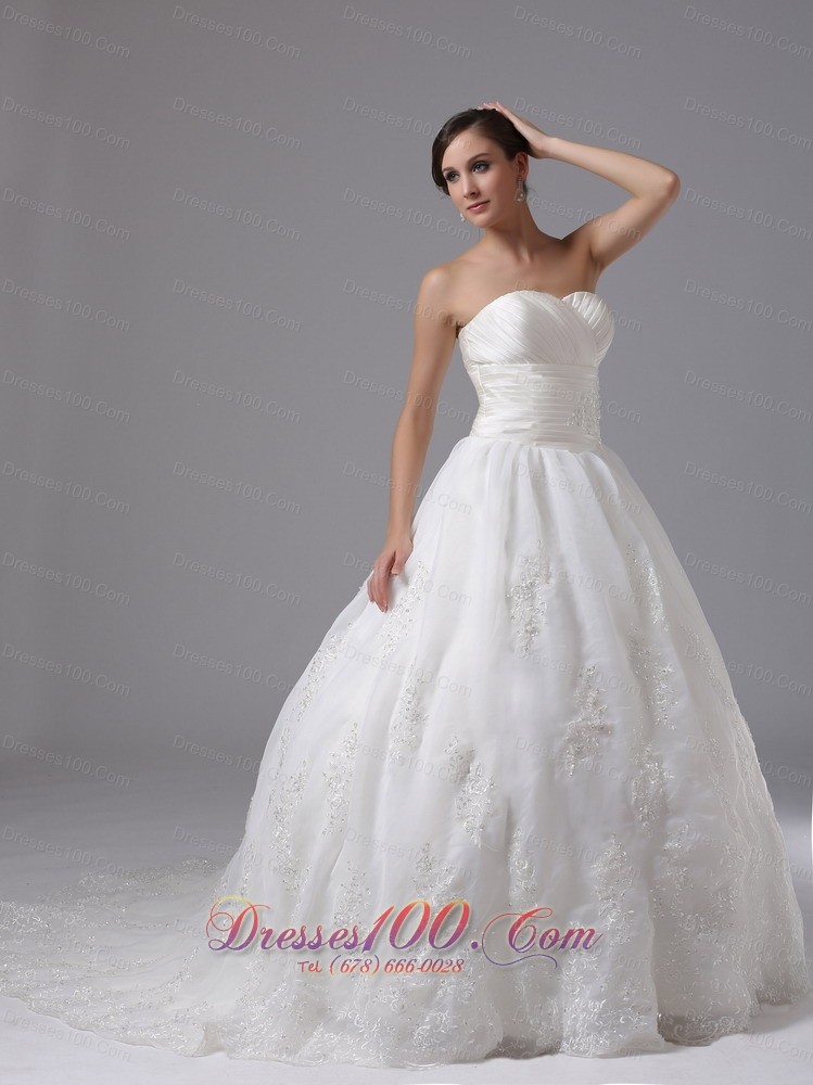 Tulle Ball Gown Sweetheart Bridal Dress Ruched Appliques