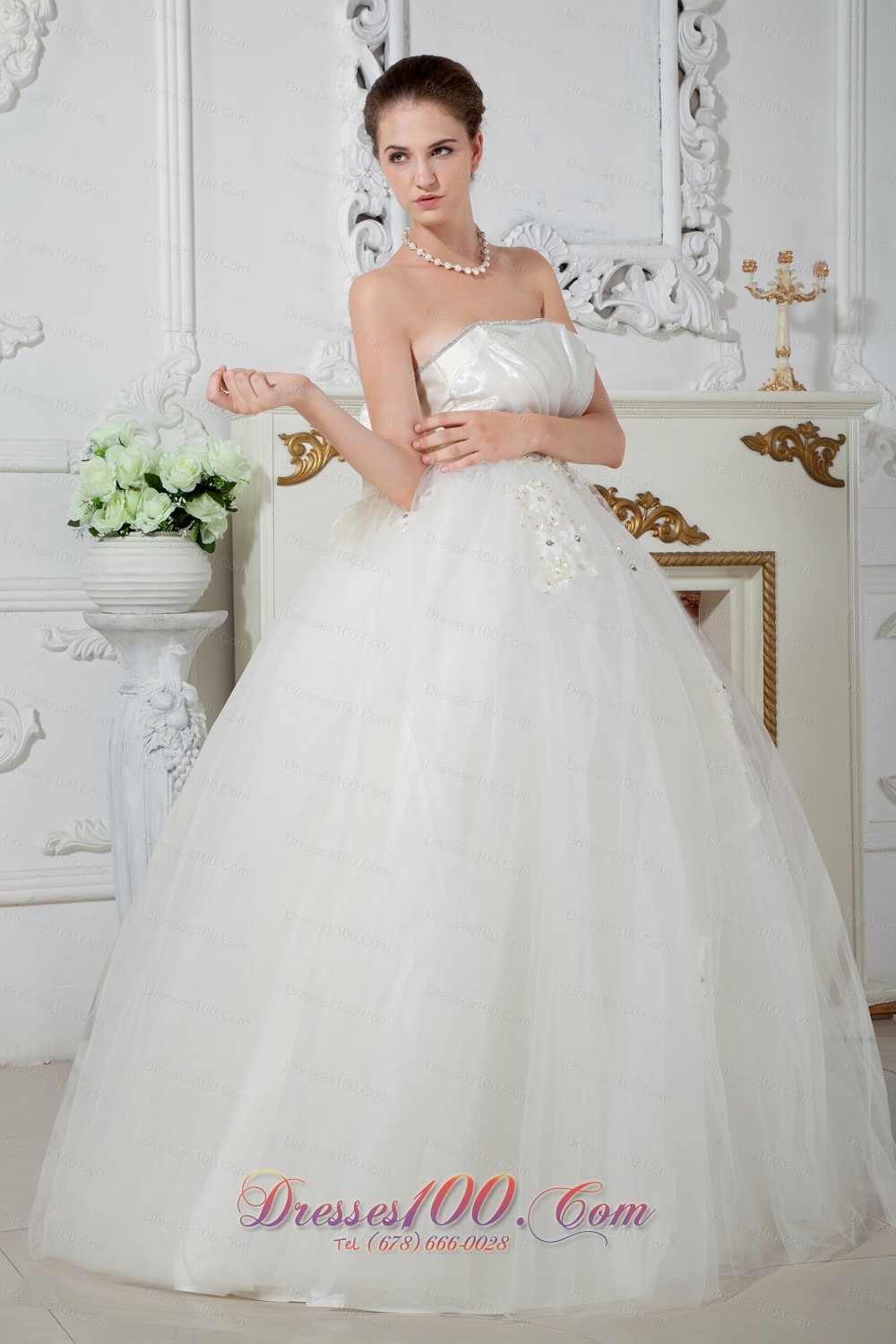 Floor-length Ball Gown Wedding Dress Tulle Beading Strapless